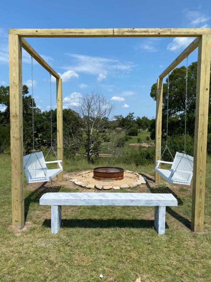Bed and breakfast On A Hill At Spring Creek Fredericksburg