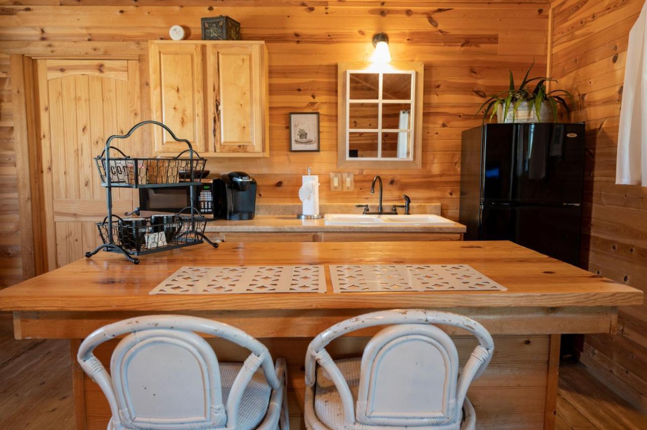 Bed and breakfast On A Hill At Spring Creek Fredericksburg