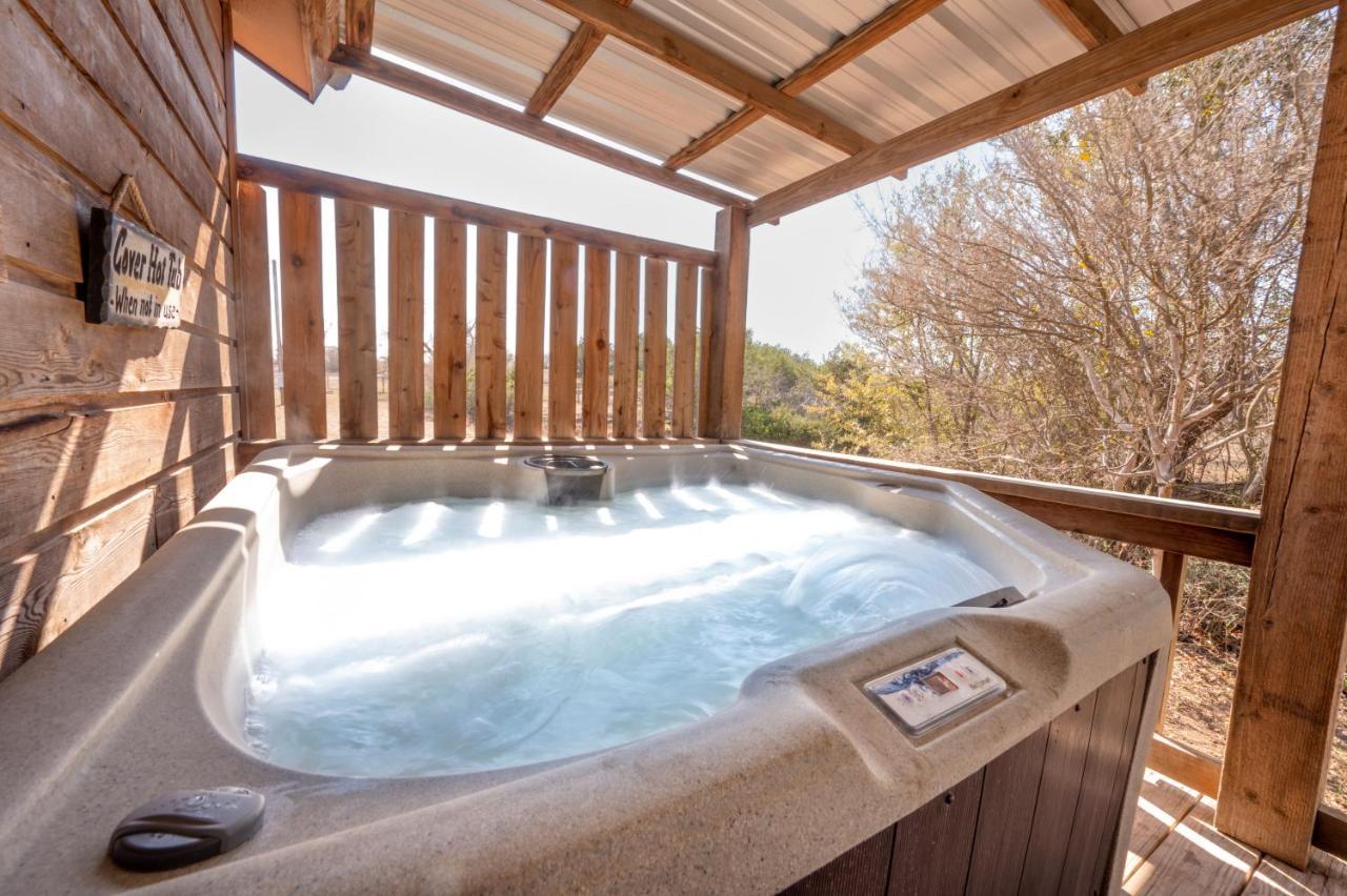 Bed and breakfast On A Hill At Spring Creek Fredericksburg