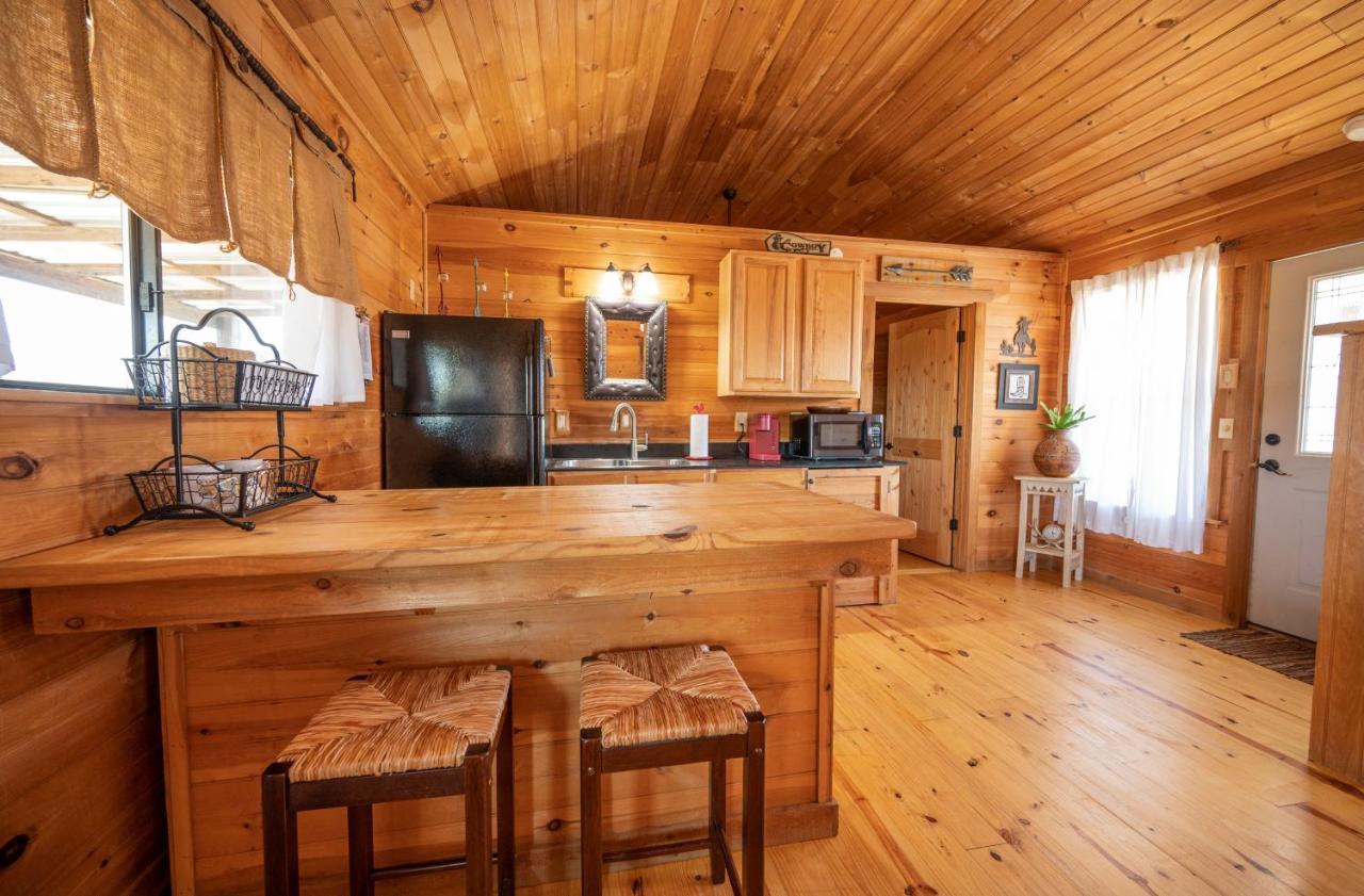 Bed and breakfast On A Hill At Spring Creek